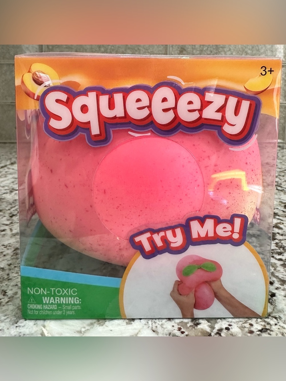 Squeeezy Peach Squishy